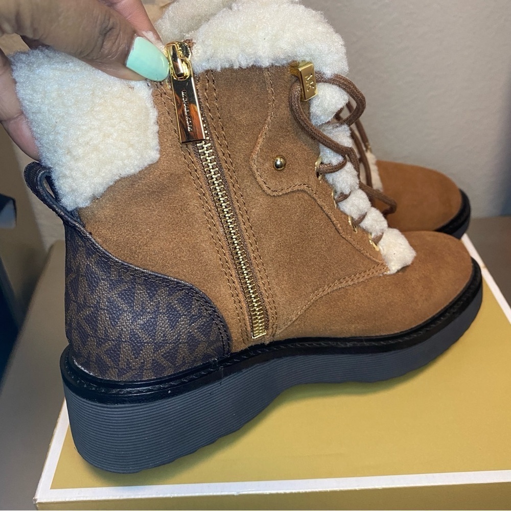 NIB MICHAEL KORS TRUDY FUR & SUEDE BOOTS IN LUGG MULTI - SIZE 7M - Picture 8 of 15